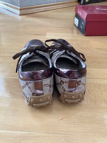 женские кроссовки reebok pump: Размер: 39, цвет - Бежевый, Б/у — 5