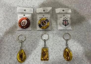 kruşa: Futbol nişanları və skorpionlu açarlıq seti - 3 ədəd dairəvi döş — 1