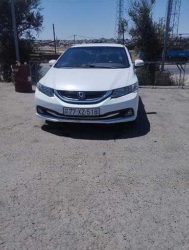 byd qin plus: Honda Civic: 1.6 l | 2013 il Sedan — 1