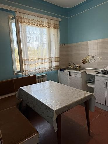 masazirda satilan evler type 1: Novxanıda elit məhlədə hovuzlu ev kirayə verirəm. İki mətbəx, 3 otaq — 7