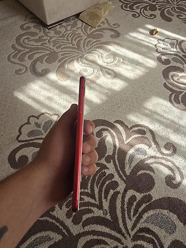 ipad pro 12: IPhone 7 Plus, Qırmızı, Barmaq izi — 4