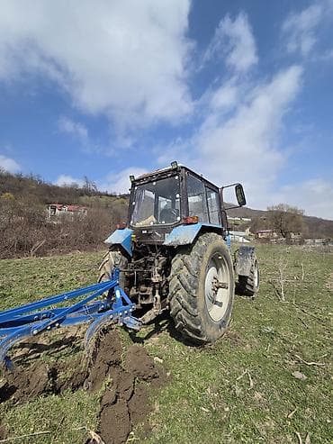 traktorlar belarus: Belarus 1221.2 kənd təsərrüfatı traktoru ili 2015 Tam işlək — 2