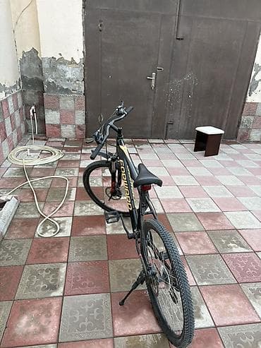 velosiped kameri: Forward dağ velosipedi - Çərçivə: yüngül ərintili, qara rəng — 2