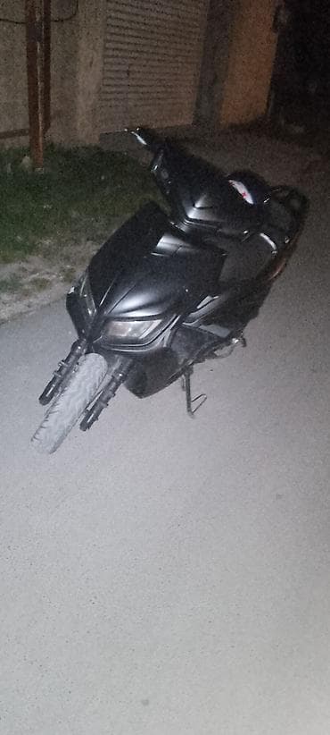 mapet qiymetleri: Skuter/moped – şəhərdaxili rahat hərəkət üçün - Korpus: mat qara — 1