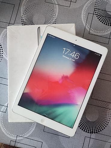 macbook air 2017: İşlənmiş Apple iPad Air, 8,4", < 64 GB — 2