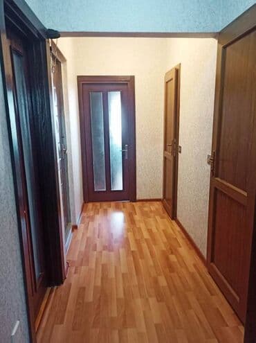 cıdır düzü: Bakı, Bakıxanov qəs., 3 otaqlı, Köhnə tikili, 57 kv. m — 8