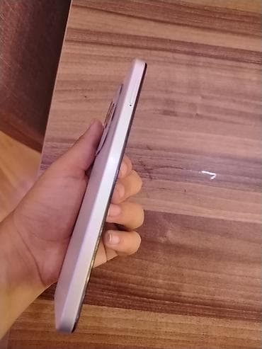 philips xenium 9@9s: Telefon tərtəmizdir cızıqsız ustada olmayıb ikinci telefon kimi — 2