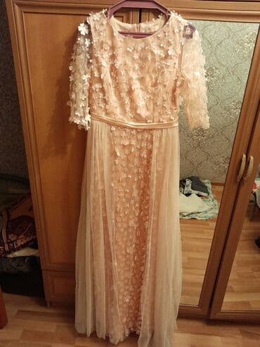 коктейльные платья в баку: Her nov ziyafet paltarlari, heresi 1-2 defe wenliye geyilib. Baha — 2