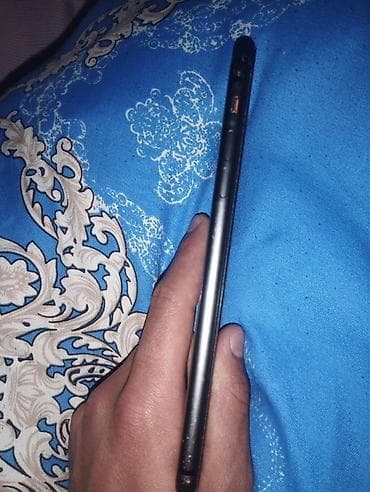 iphone 7 plus 2 el: IPhone 8 Plus, 64 GB, Qara, Zəmanət, Barmaq izi, Simsiz şarj — 5