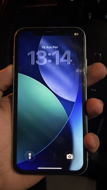 boş keys: IPhone 11, Yaşıl, Face ID — 3