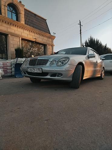 qaz 24 masin: Mercedes-Benz E-Class (W211) sedan - Kuzov: 4 qapılı sedan, gümüşü — 3