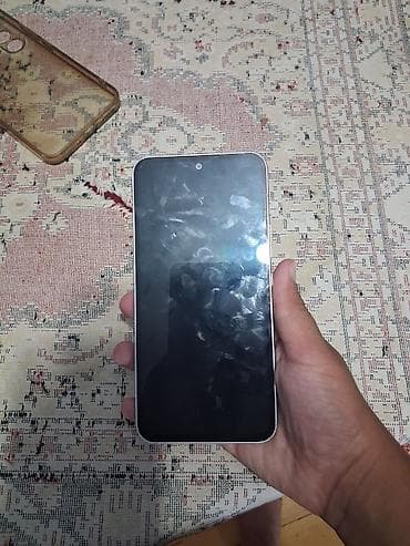 a 61: Samsung Galaxy A54, 128 GB, rəng - Ağ — 1