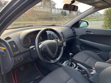 tukson 2008 üçün damına duqa: Hyundai i30: 1.4 l | 2009 il Hetçbek — 8