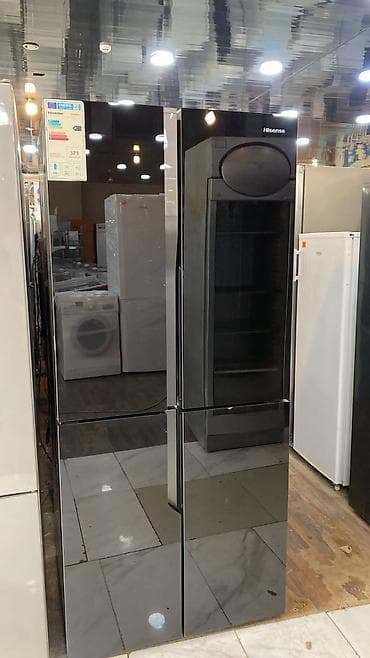 4 qapılı Hisense Soyuducu Satılır, rəng - Qara