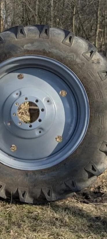 te 25 traktor: 89 zun arxa tekerleridi 80 faiz şpornan cütü 700 manat — 1