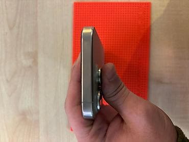 iphone 13 sade: IPhone 16 Pro, 128 GB, Desert Titanium — 4