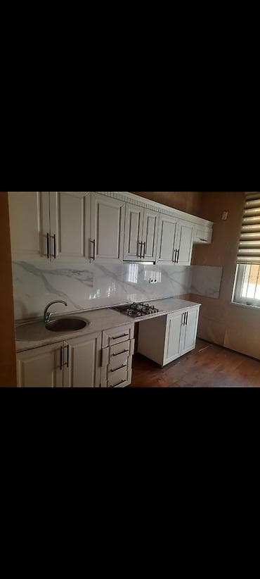 helium qaz: Metbext mebeli satilir *Qiymeti 550 Azn.*. Uzerinde qaz moyka — 1