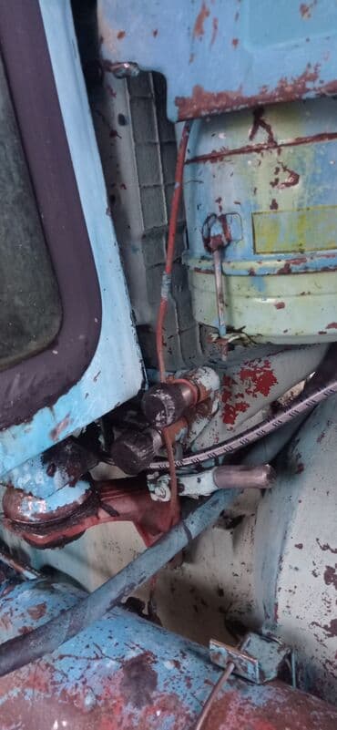 Mərmər effektli PVC panellər: Məhsul: Təkərli kənd təsərrüfatı traktoru Xüsusiyyətlər və təyinat: - — 3