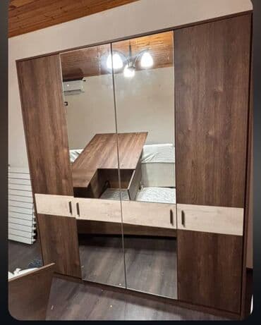 Кровати: Гардеробный шкаф — 1