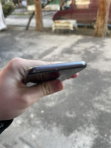 modio m28 5g: IPhone 11, 64 GB, Qara, Simsiz şarj, Face ID — 4