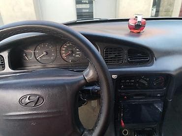 opel omega b: Mazda 626 sedan - Kuzov: 4 qapılı sedan, gümüşü rəng - Mühərrik və — 6