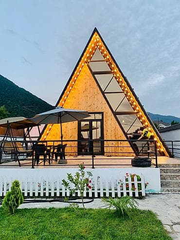 200 kv. m, 3 otaqlı, Hovuzlu