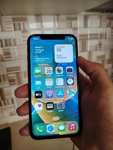 iphone 8s plus: IPhone X, Gümüşü, Qırıq — 2