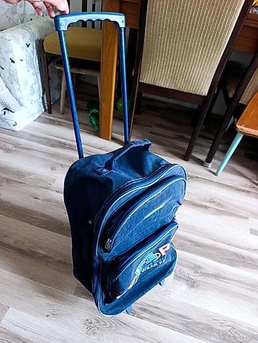 Oyuncaqlar: Çamadan tipli təkərli məktəb/seyahət çantası - Rəng: tünd mavi — 7