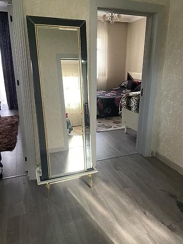 qapi seyf: Masa və oturacaqlar — 5