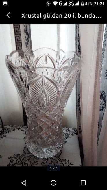 kristal: Kristal guldan 20 il bundan önce alınan ağır temiz xrustaldi istifade — 1