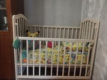 intex matras: Oğlan və qız üçün, İşlənmiş, Dördbucaq, Beşik, Dəstsiz, Matrassız, Yellənmə mexanizmsiz — 1