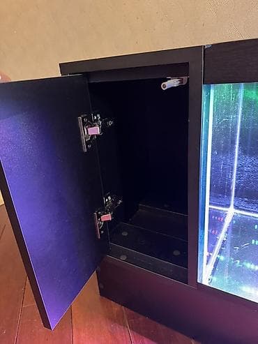 akva ayaqabılar: LED işıqlı akvarium seti – şkaflı Tv stend olaraq yığdırdım ama — 3