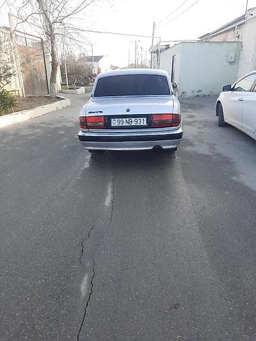 qaz 24 maşın: QAZ 31105 Volga: 2.3 l | 2005 il 20300 km Sedan — 4