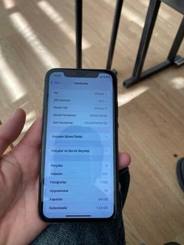 sert disk: IPhone 11, Qara, Face ID — 6