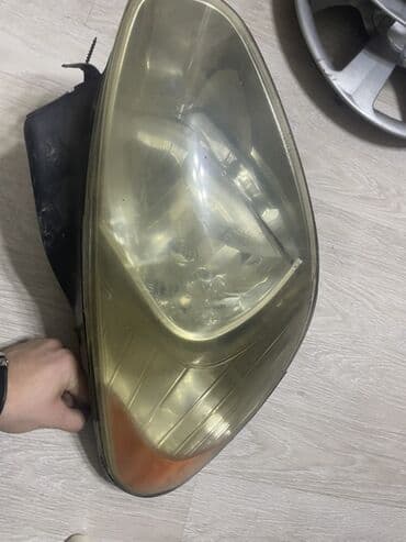 Фары: Левая, Renault, 1999 г. — 2