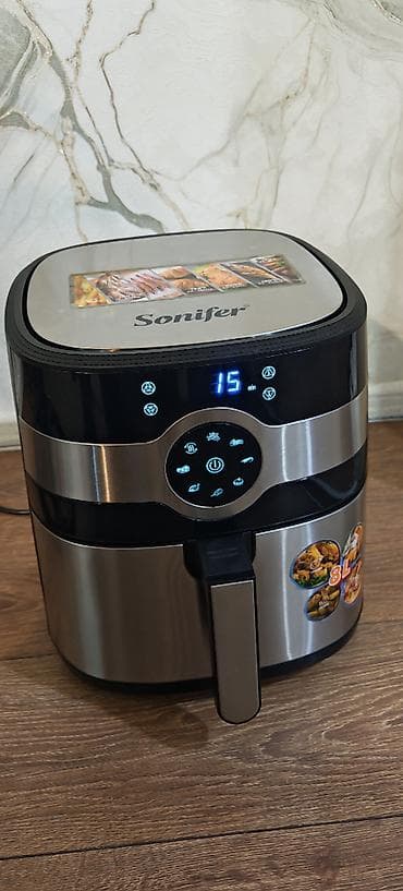 sonifer blender 4 in 1: Air Friyer satılır . Air fryer Sonifer SF-1031modeli. 8 — 1