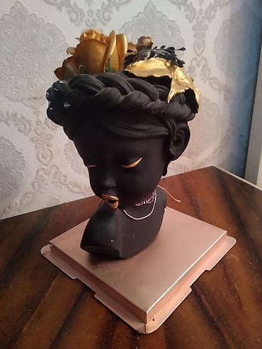 Şəkillər, tablolar: Fiqur, rəng - Qara — 1