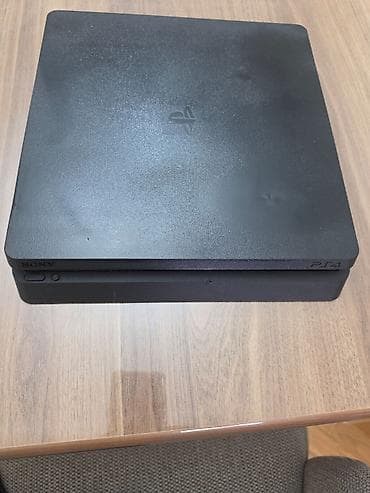 oyun manitoru: Ps4 slim 500GB. En son reviziyadir, 1 original pult ve snurlar, pultun — 4