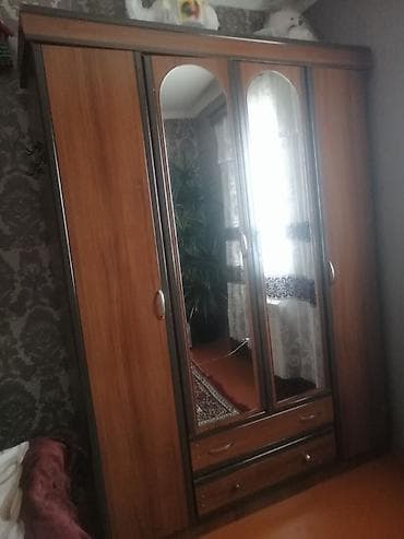 Dolablar: İşlənmiş, 4 qapılı, Güzgülü, Qəhvəyi, Taxta, Açılan, Düz dolab — 2