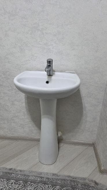 Duş şlanqları: Tulpan su kranti,su şlanki və sifon qiymətə daxildir — 1