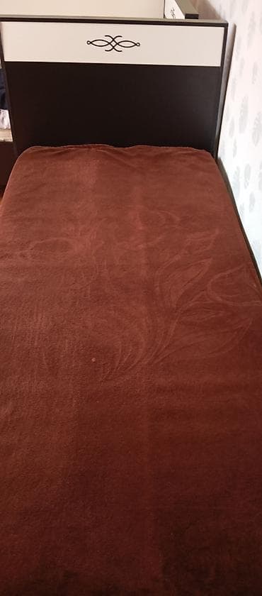 Təknəfərlik çarpayı, Bazasız, Matras ilə, Siyirməsiz