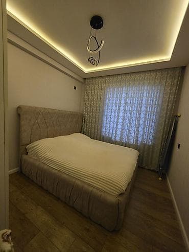 dosekler: Yataq dəsti – yumşaq parça ilə üzlənmiş çarpayı - Ölçü: təxminən — 3