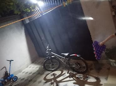 adidas velosipedleri: Şəhər və yüngül off-road üçün universal dağ velosipedi pavort da — 3