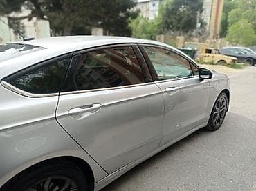 bmw satis: Ford Fusion: 1.5 l | 2018 il 163000 km Sedan — 6