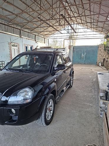 volkswagen az: Hyundai Tucson – qara rəngli, kompakt krossover/SUV. Texniki və — 6