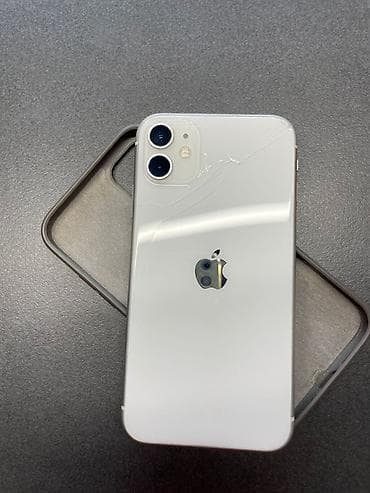 ipod touch 11: IPhone 11, 64 GB, Ağ, Qırıq — 3