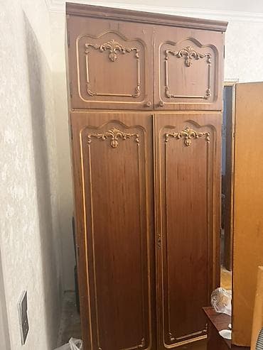 Klassik üslubda iri ölçülü mebel dəsti - Material: təbii ağac əsaslı