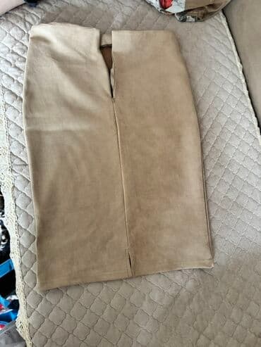 qadın cemperləri: Qadın ətəkləri dəsti - Qara atlas/parlaq teksturalı ətək – dizə yaxın — 3