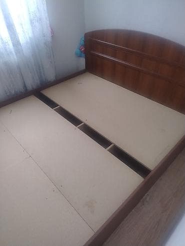 tek matraslar: İşlənmiş, Təknəfərlik çarpayı, Bazasız, Matras ilə, Siyirməsiz — 9