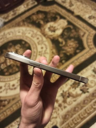iphone 7 tap az: IPhone 15 Pro, Gümüşü — 3
